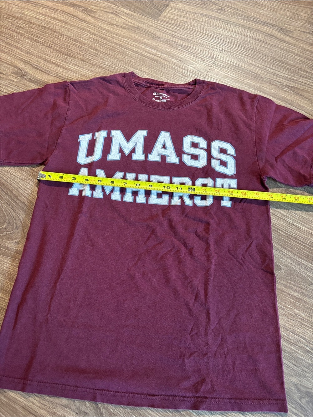 UMass Amherst Maroon Graphic Tee - Picture 3 of 5